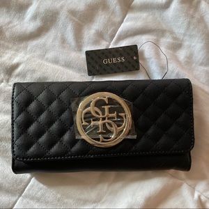 GUESS Wallet